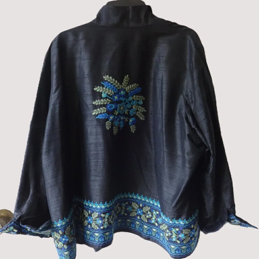 Norm Thompson Silk Black and Blue Floral Blazer 2x - Picture 2 of 16